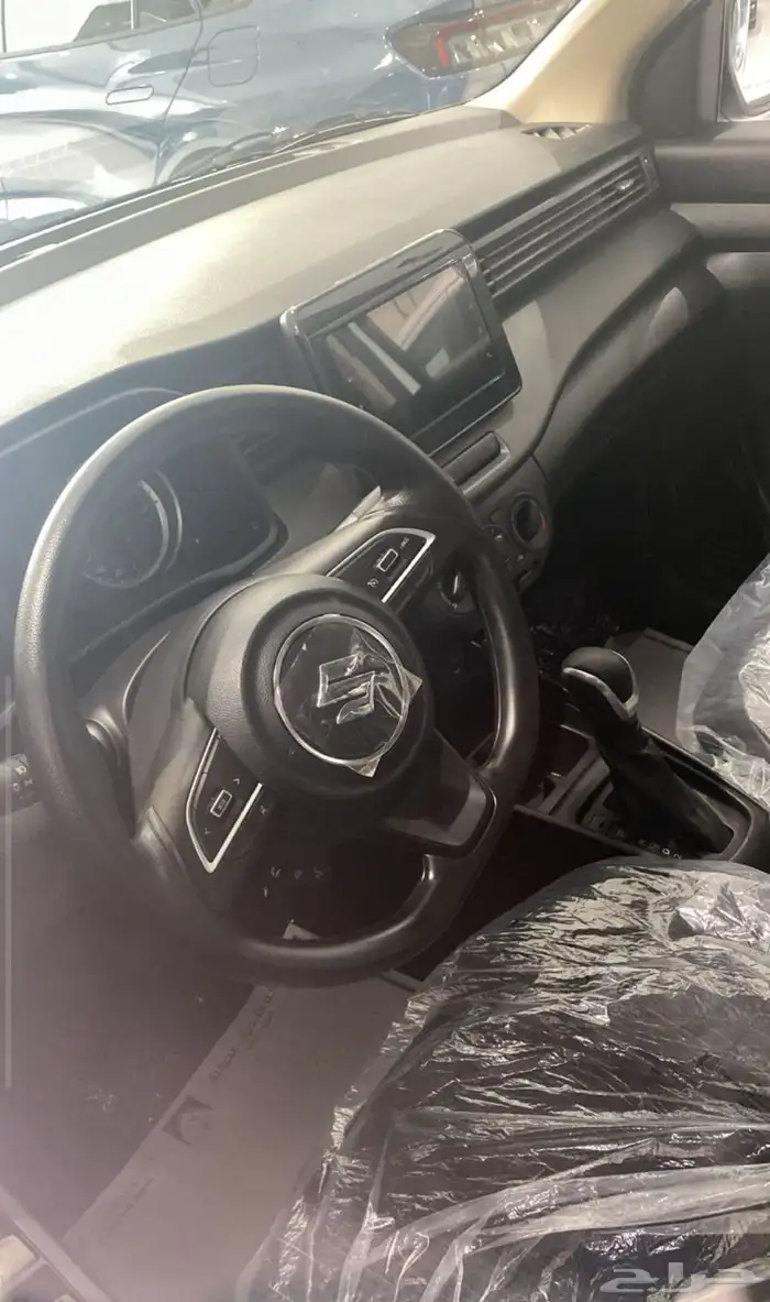 سوزوكى ارتيجا ستاندر 2025 4