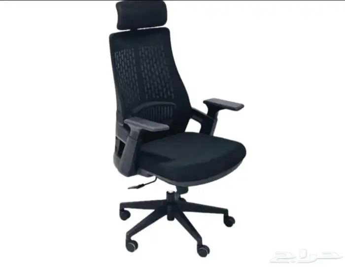 طاولة مكتب حديثة بتصميم عصري بأحجام مختلفة 46