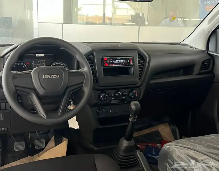 ايسوزو غمارتين دبل 2026 زجاج كهرباء خليجي لدى الفريدي 5