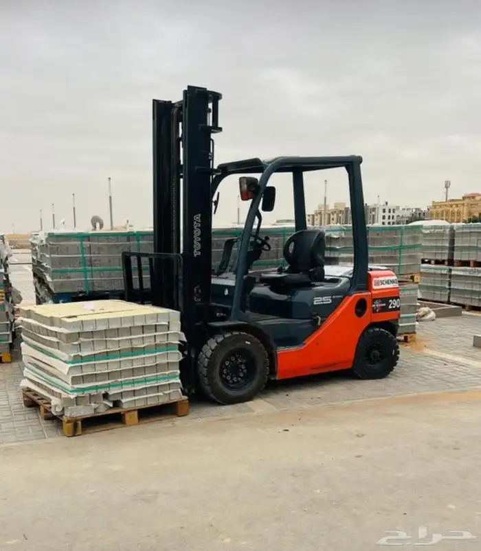 فوركلفت رافعة للايجار رافعه شوكيه 7