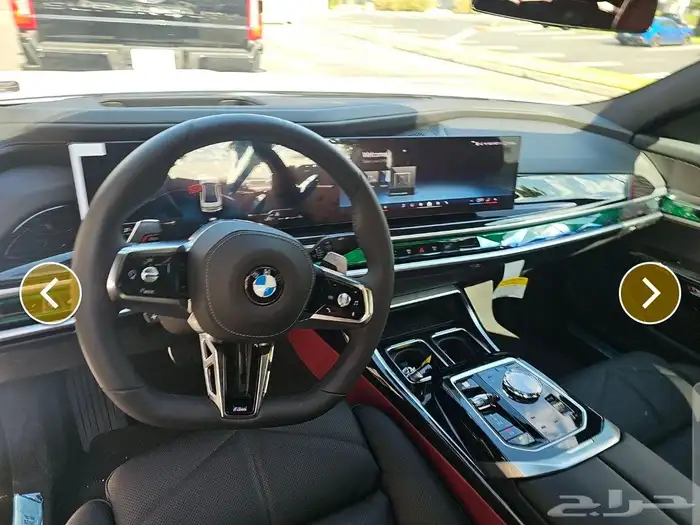 BMW 740i 2025 بحالة الجديد 7