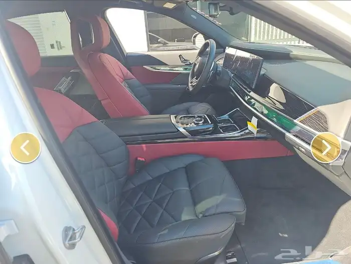 BMW 740i 2025 بحالة الجديد 10