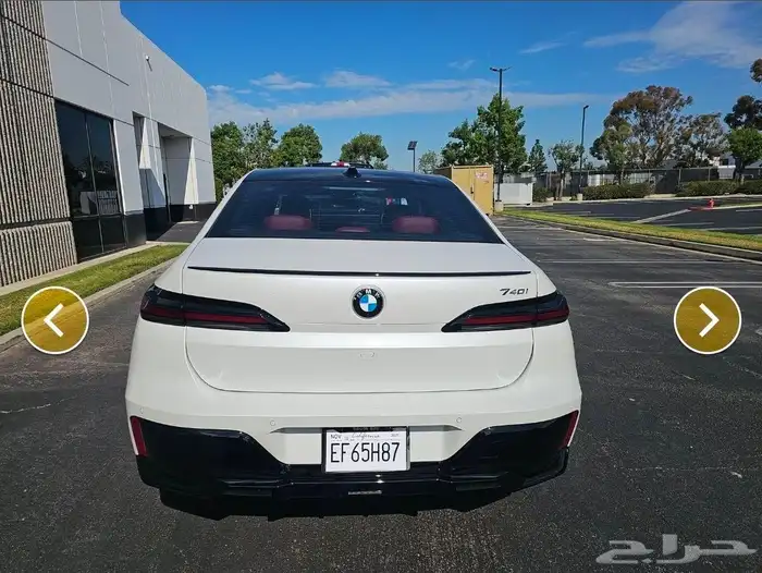BMW 740i 2025 بحالة الجديد 4