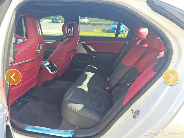 BMW 740i 2025 بحالة الجديد 11