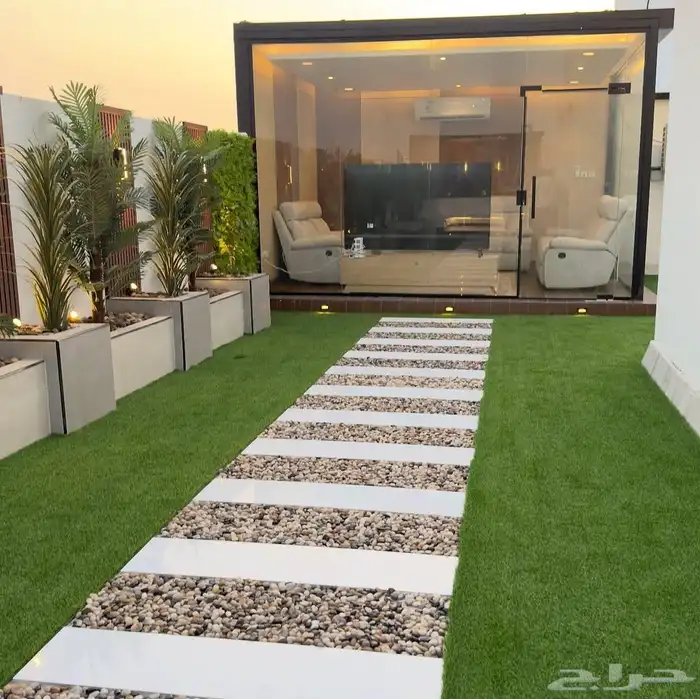 عشب وديكورات وشلالات وغرفة قزاز 15