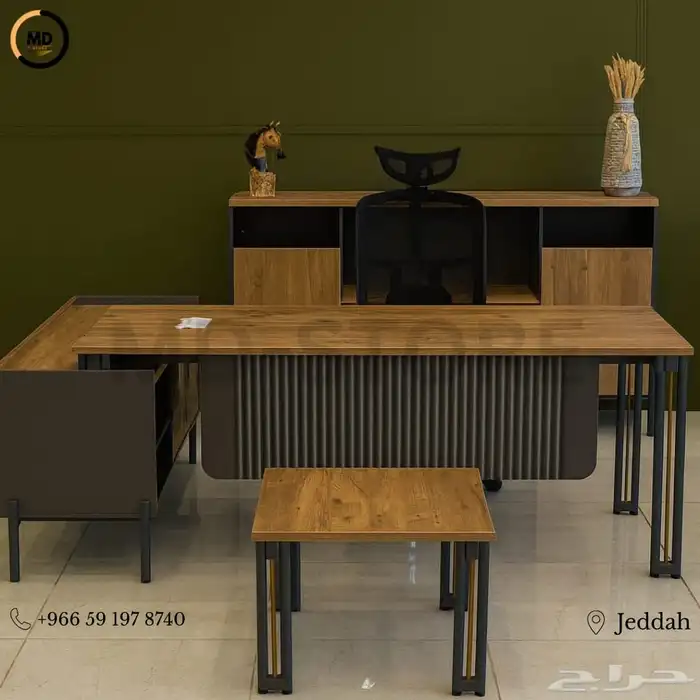 طاولة مكتب حديثة بتصميم عصري بأحجام مختلفة 17