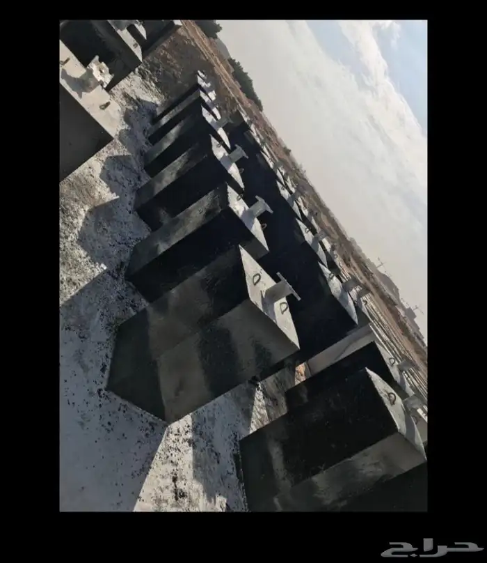 حواجز خرسانيه أنوع المقاسات متوفره 8