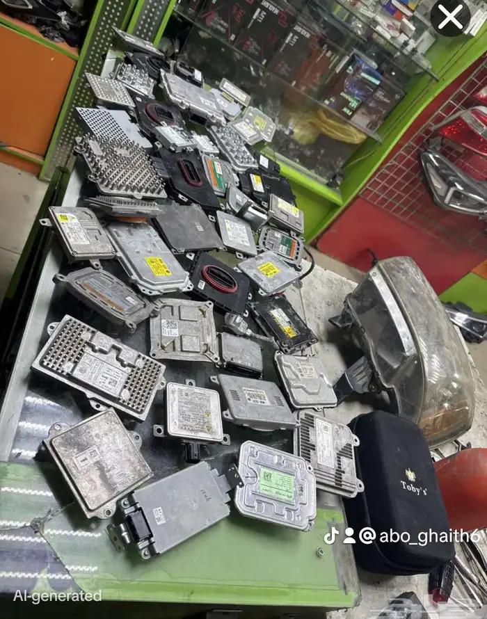 اضواء انوار زنون شمعات اسطبات عدسات محولات لمبات ليد قزاز شم 19