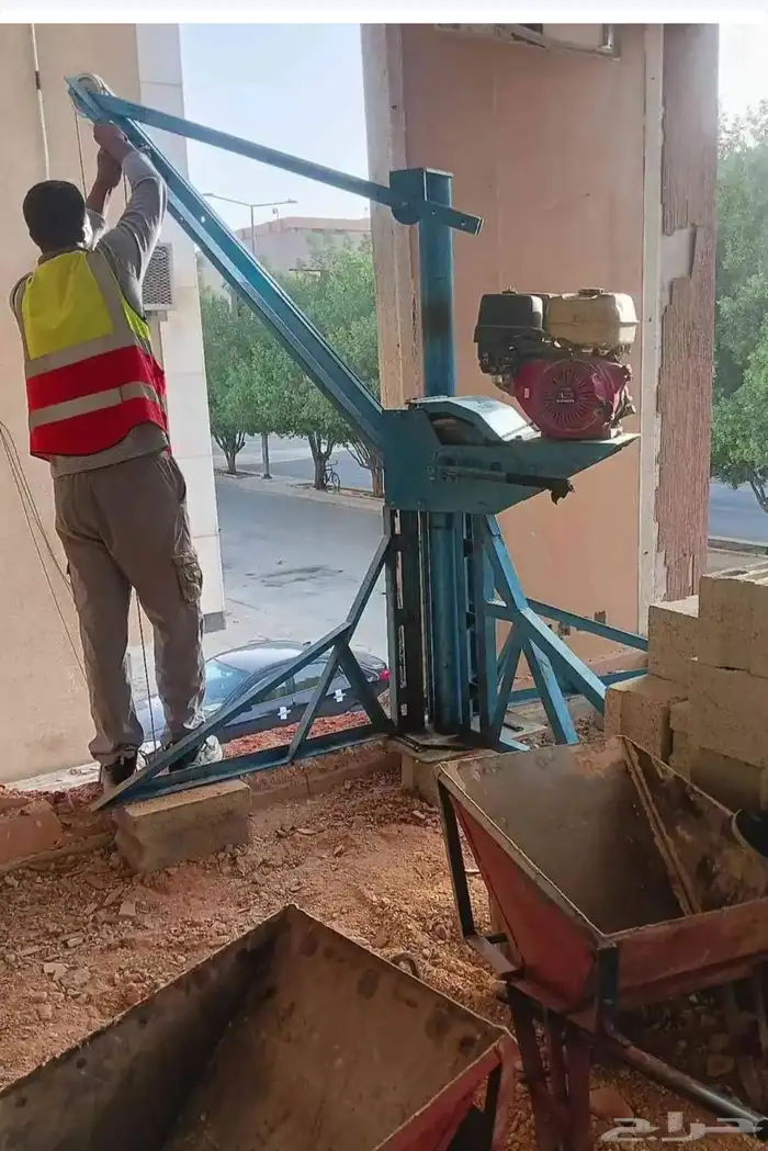 ونش بنزين بلدي رفع مواد بناء وحديد وخزنات 1