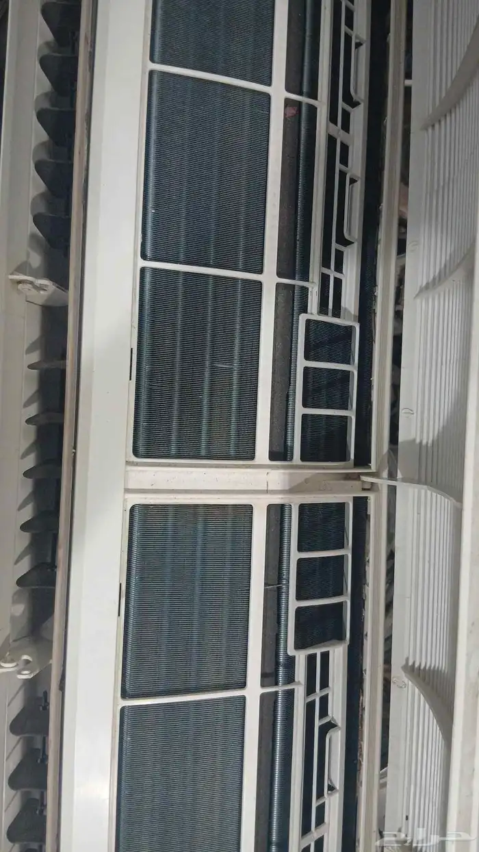 مكيف 2طن حار بارد مستعمل حاله ممتازه Midea 3