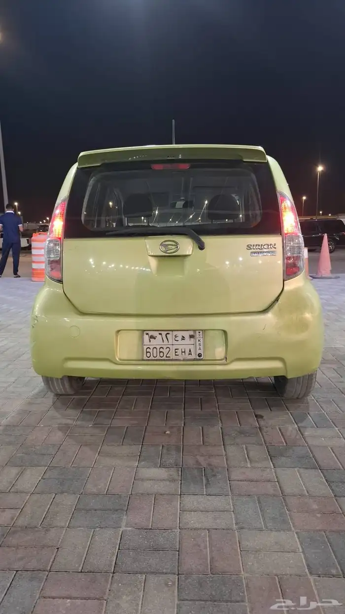 للبيع دايهاتسو مديل 2005 3