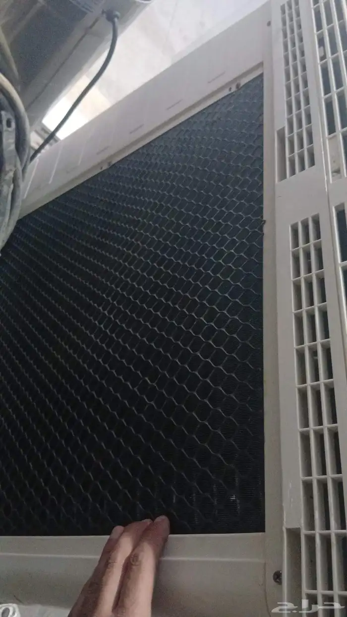 مكيف 2طن حار بارد مستعمل حاله ممتازه Midea 1