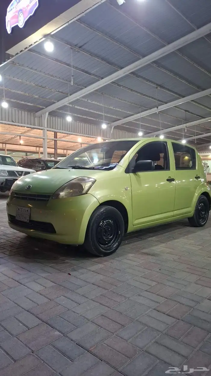 للبيع دايهاتسو مديل 2005 1