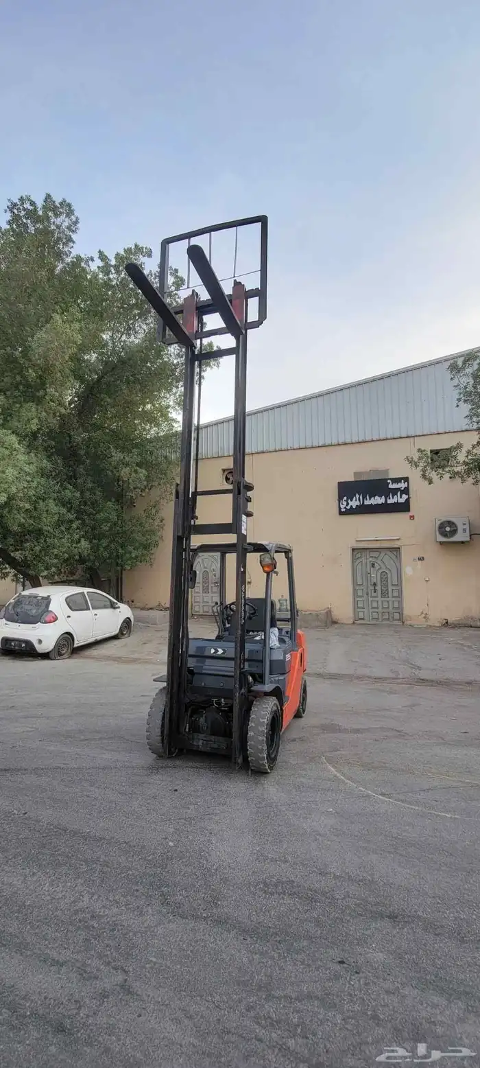 رافعه بنزين وغاز للايجار الشهري 1