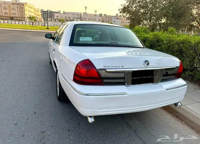 فورد ماركيز 2011 1