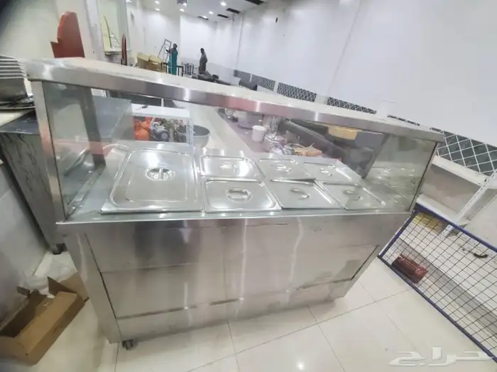 اغراض مطعم نظيفه وممتازه للبيع 3