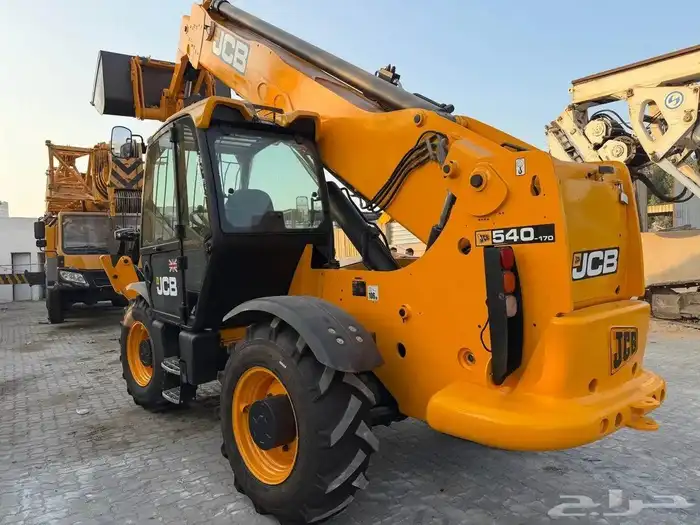 جميع انواع المعدات الثقيلة متوفره 2