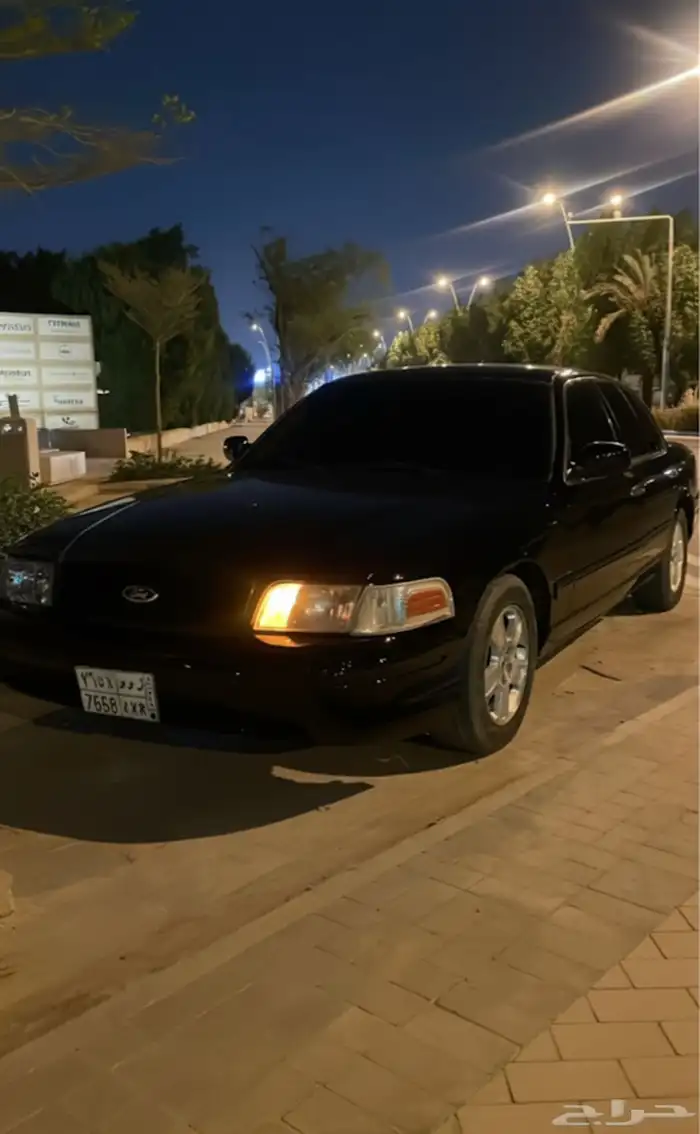 فورد فكتوريا 2001 LX وارد الدوحة 4