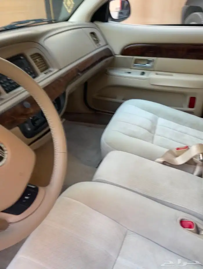 للبيع فورد جراند ماركيز 2010 سعودي مالك اول 4