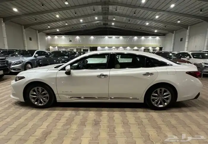 تويوتا افالون موديل 2022 تورينق فل كامل نضيف جدا 5