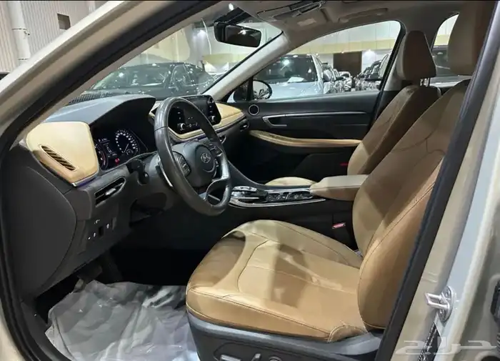 هيونداي سوناتا موديل 2023 نص فل نضيف جدا 9