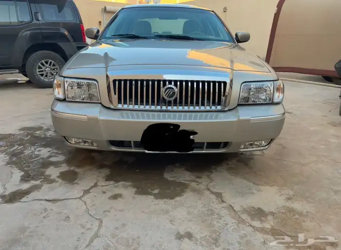 للبيع فورد جراند ماركيز 2010 سعودي مالك اول 2