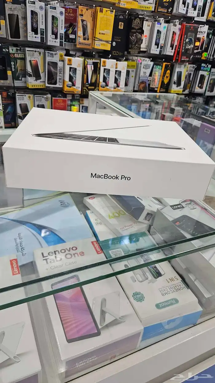 لاب توب ابل ماك بوك مستعمل مع سماعه ايربودز برو هدية 0