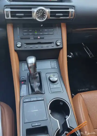 لكزس RC350 2019 index