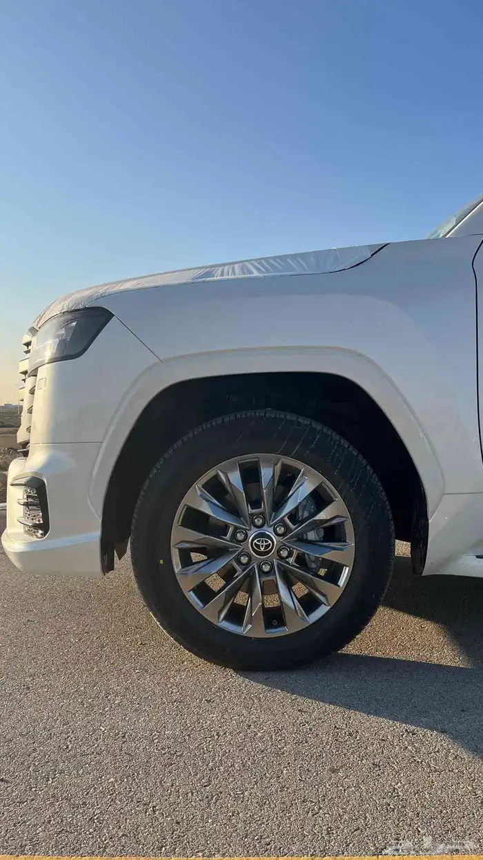 تويوتا لاند كروزر GXR-S 7