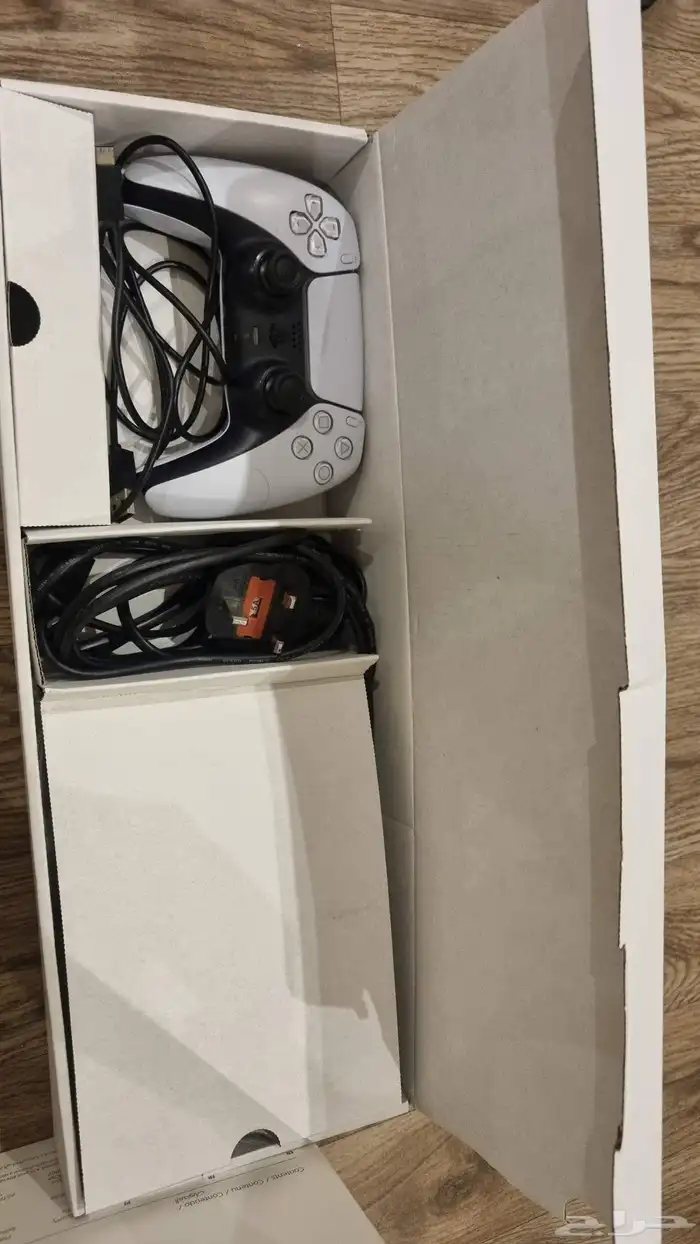 بلايستيشن 5 مع مجموعة ألعاب 1