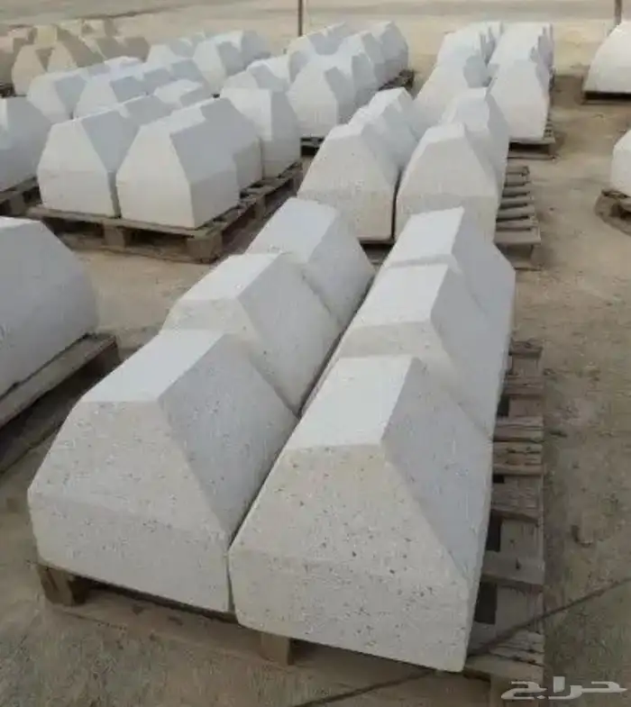 كراسي خرسانيه احواض زهور جميع اعمال زينة الحدائق 20