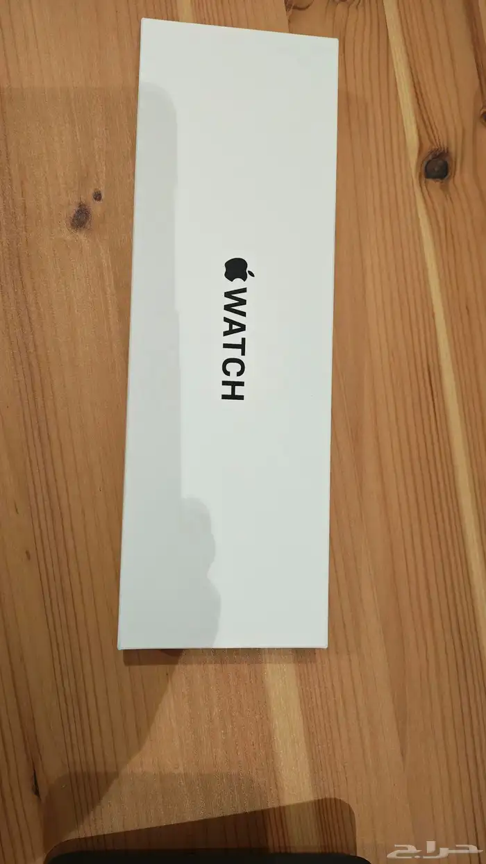 Apple Watch SE2 ساعة أبل جديدة بالكرتون 1