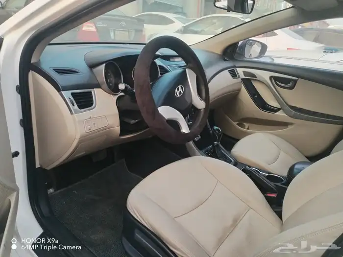 Hyundai Elentra 2015 4