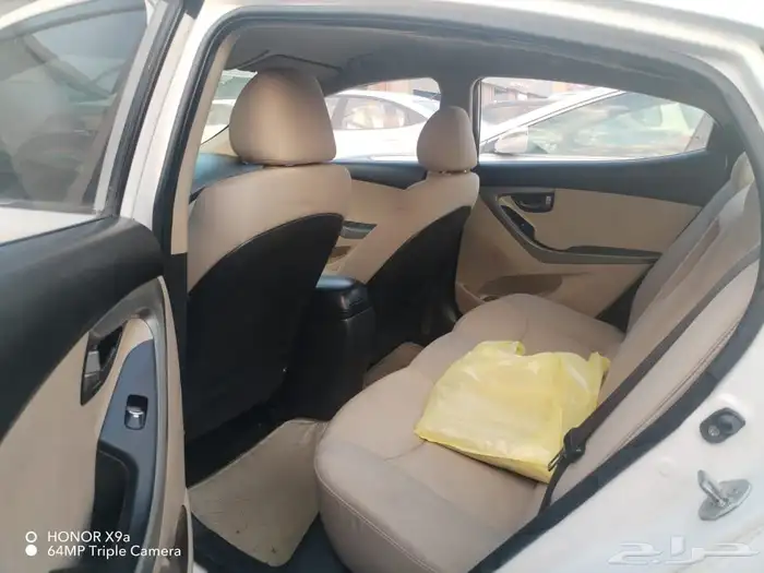 Hyundai Elentra 2015 5