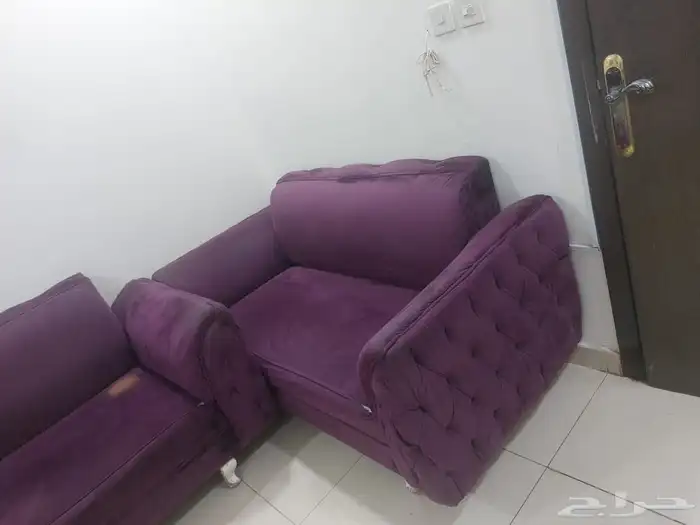 طقم كنب للبيع السعر 400 ريال 0