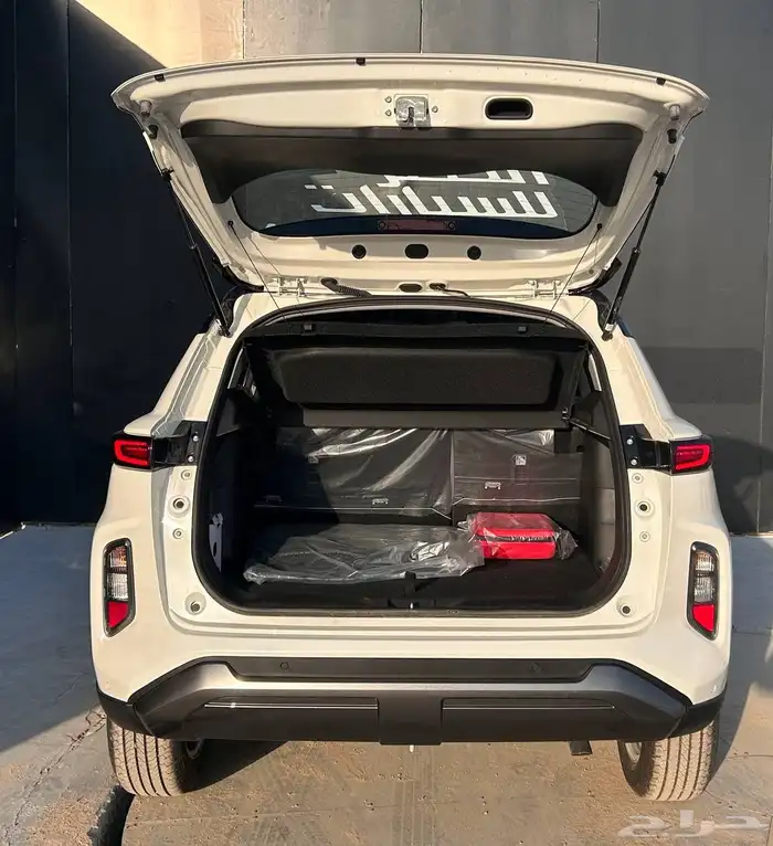 تويوتا اوربان كروزر GLX 2026 لدى شركة عبدالمجيد الخضر 6