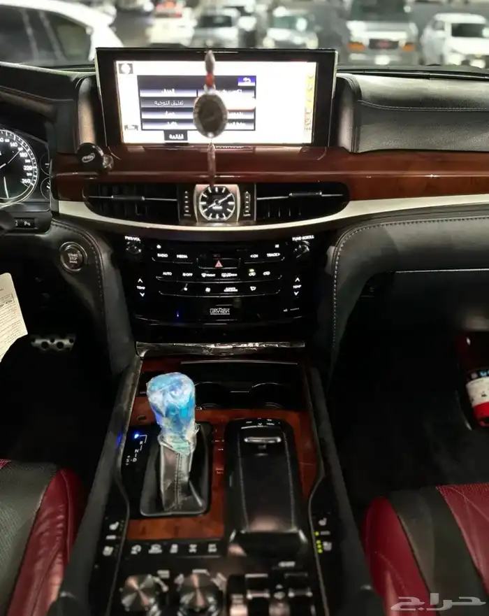 لكزس LX570 موديل2021 9