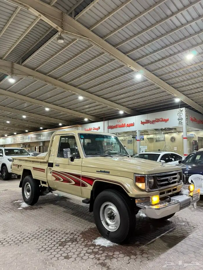 تويوتا شاص مخزن 4