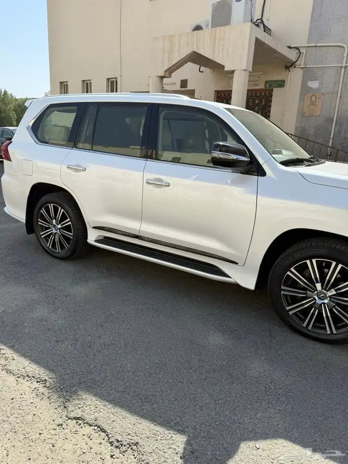 لكزس 570 سبورت 4