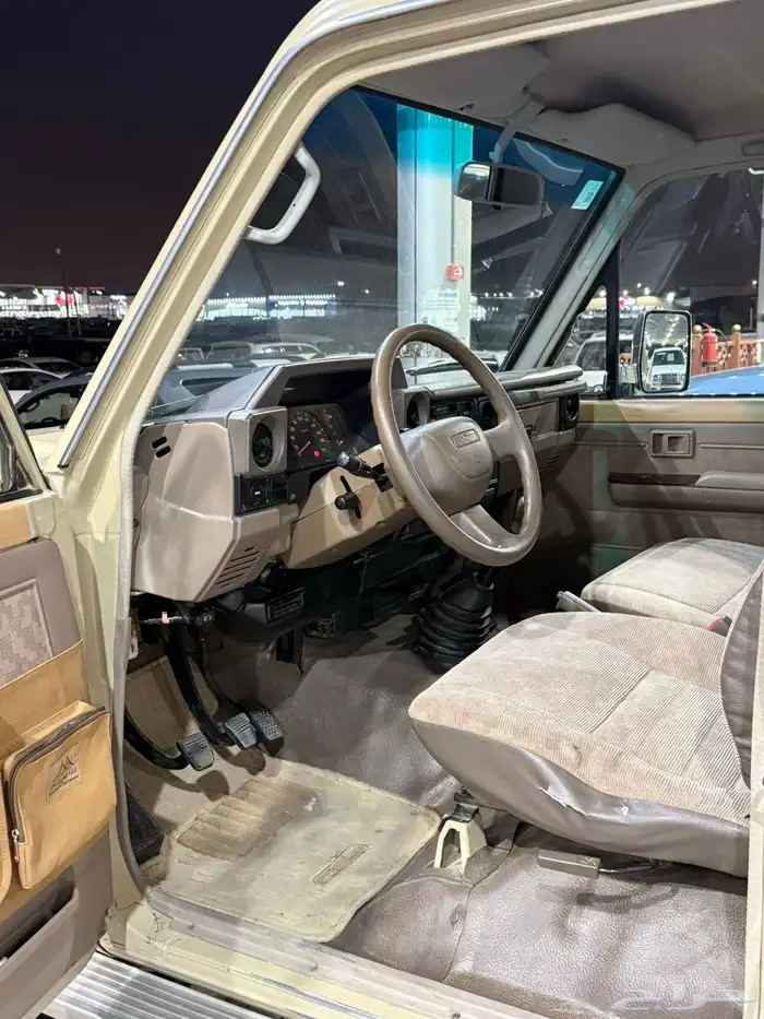 تويوتا شاص مخزن 11