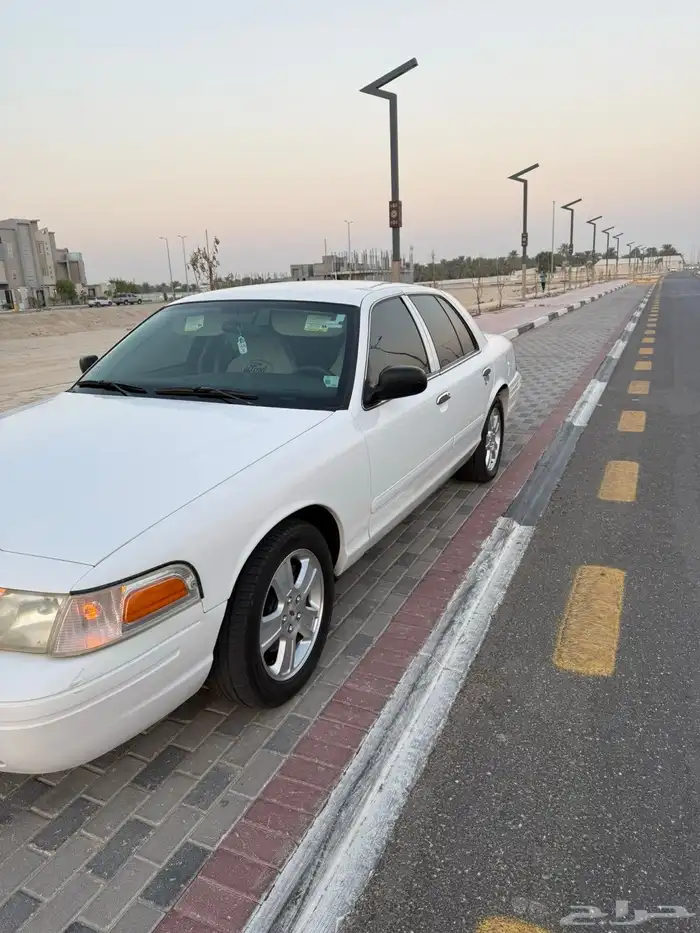 فورد فكتوريا 1