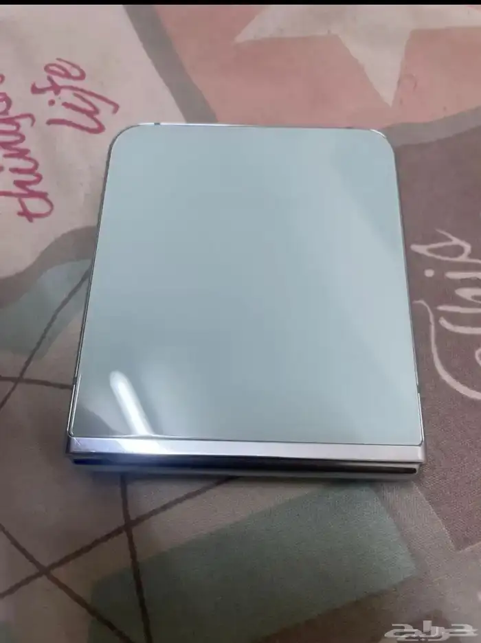 لاب توب ماك بوك اير  سامسونج زد فليب 5 7