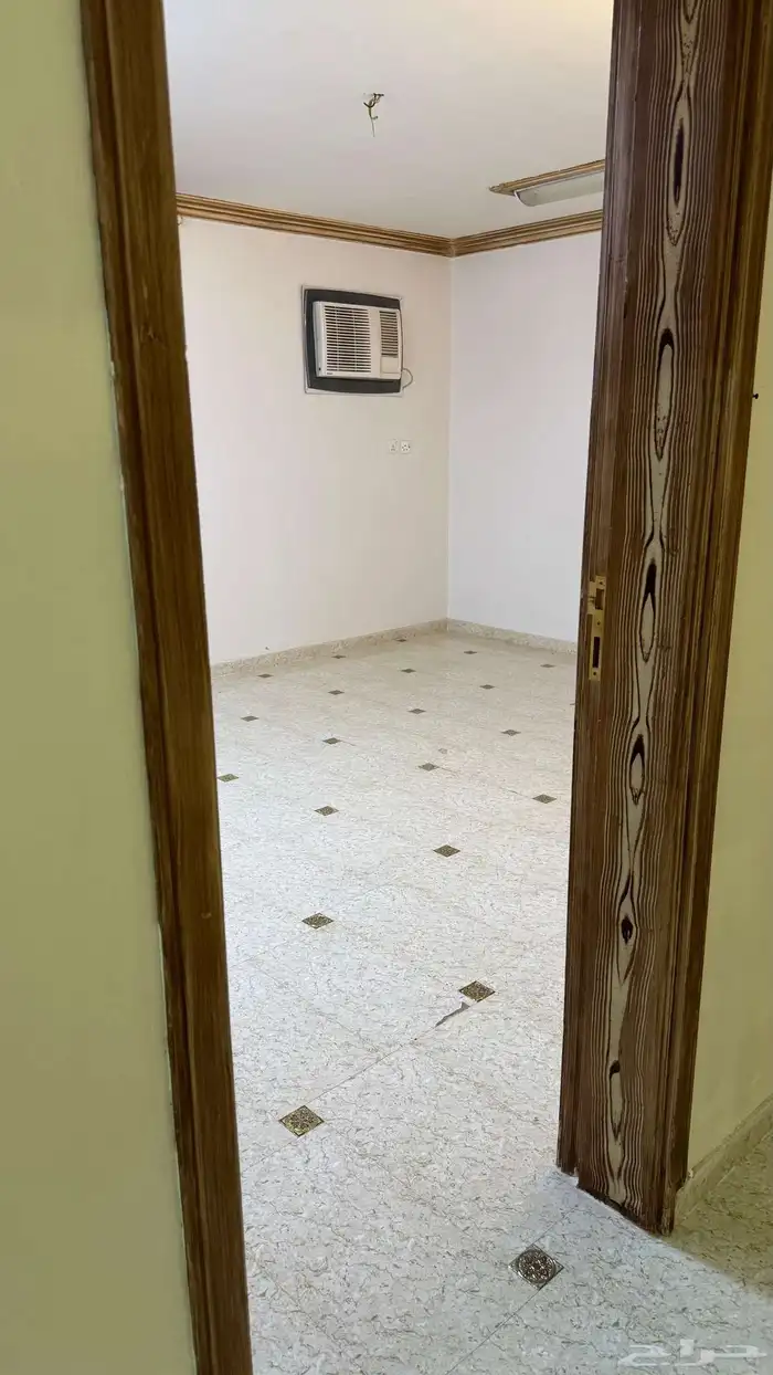 للايجار دور علوي بحي سلطانه 2