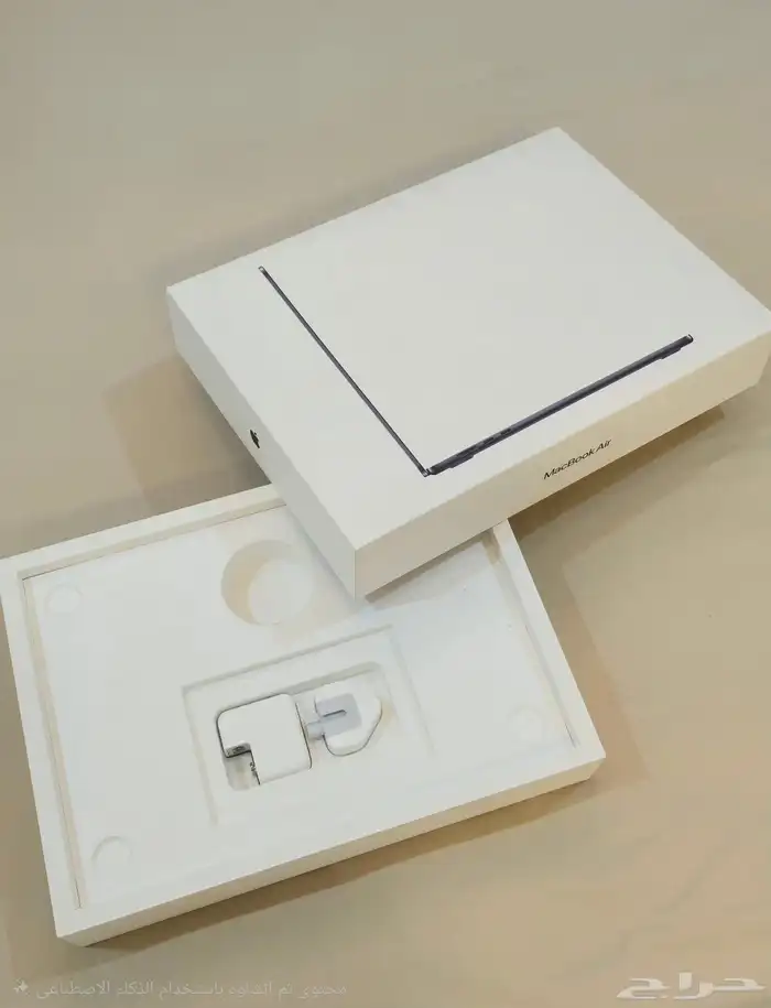 ماك بوك اير 15 انش ذاكرة 512 معالج M4 1