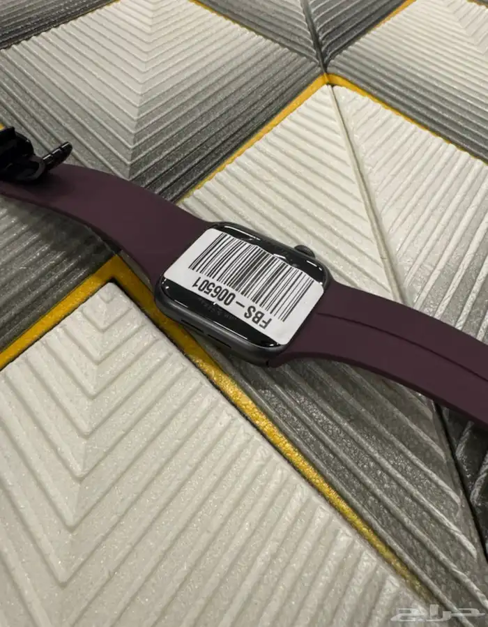 ساعه ابل se 0