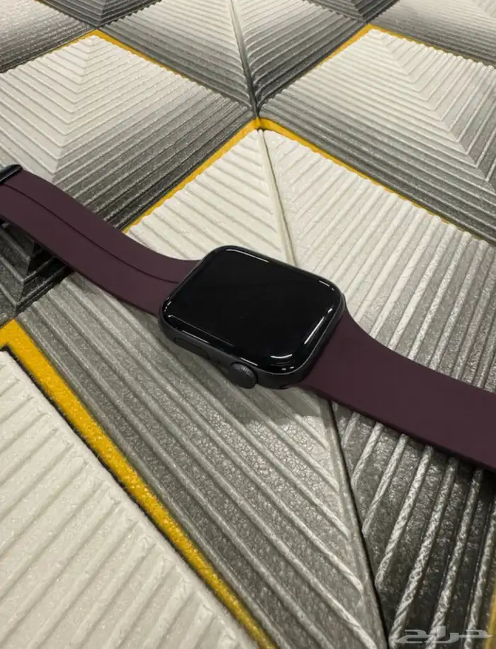 ساعه ابل se 2