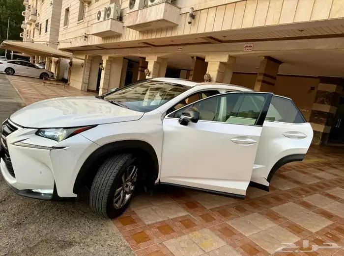 لكزس ان اكس 200 NX 31