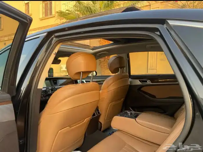 جنسس G80 2019 اللون اسود الناغي 6