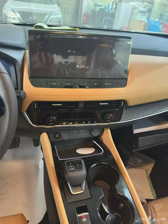 نيسان اكس تريل فل كامل 2025 الكمية محدودة 8