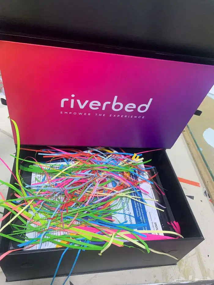 طباعة بوكسات .. اكواب ... استيكر .. بنر 1